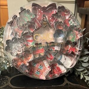 Christmas Holiday Cookie Cutter Set Multicolor New